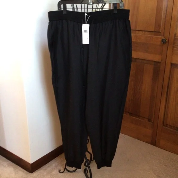 Eileen fisher silk joggers, Large, NWTGS